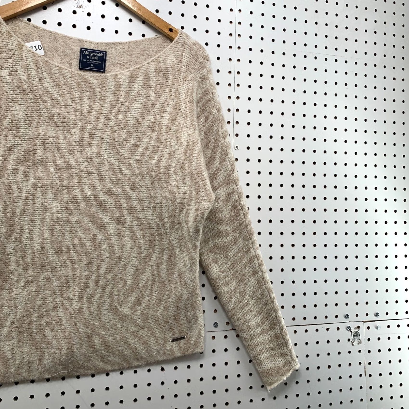 Abercrombie & Fitch Abercrombie & Fitch Sweater Womens Medium Beige Animal Striped Pullover 21X24 Size M / US 6-8 / IT 42-44 - 4 Thumbnail