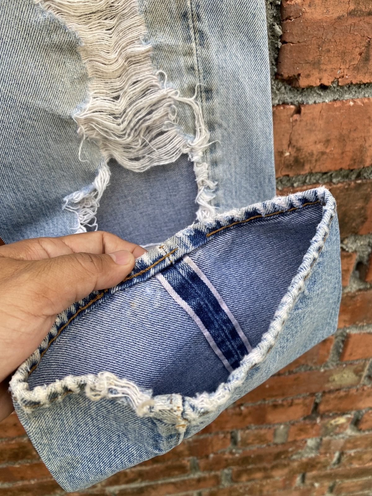 Levi's Vintage Clothing W30x30 Vintage levi's 501 redline distressed ripped USA Size US 30 / EU 46 - 5 Thumbnail