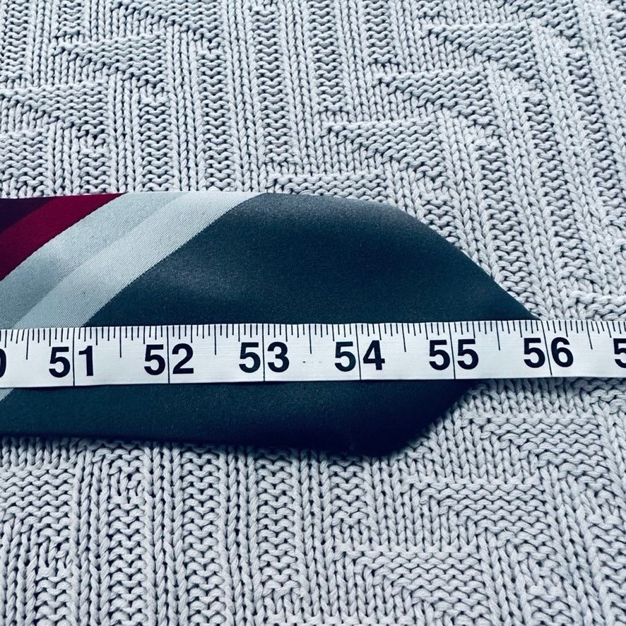 Oleg Cassini Vintage Oleg Cassini silver and maroon striped silk tie Size ONE SIZE - 4 Thumbnail