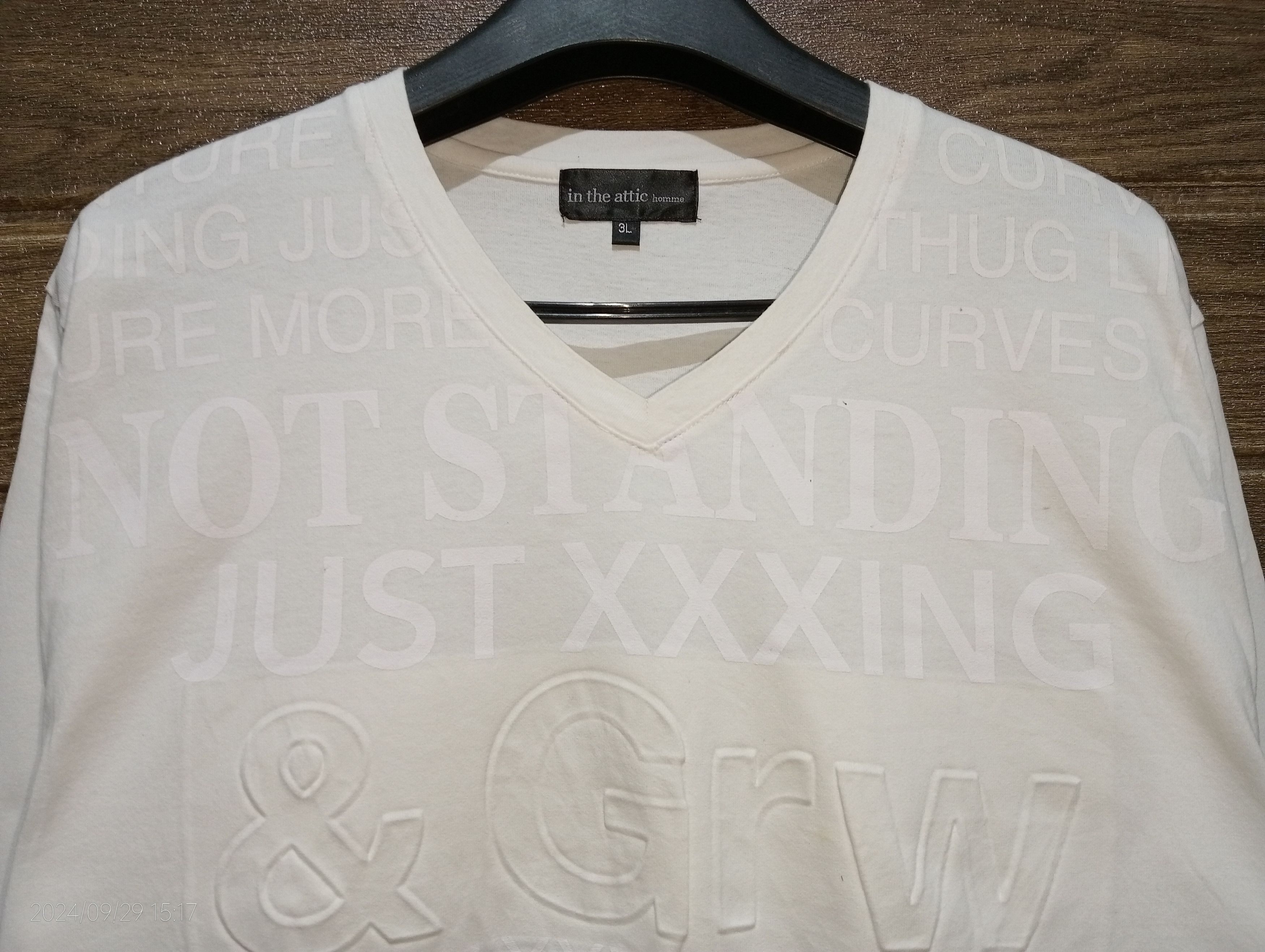 In The Attic Vintage In The Attic Homme V-Neck Long Sleeve Tshirt Size US L / EU 52-54 / 3 - 3 Thumbnail