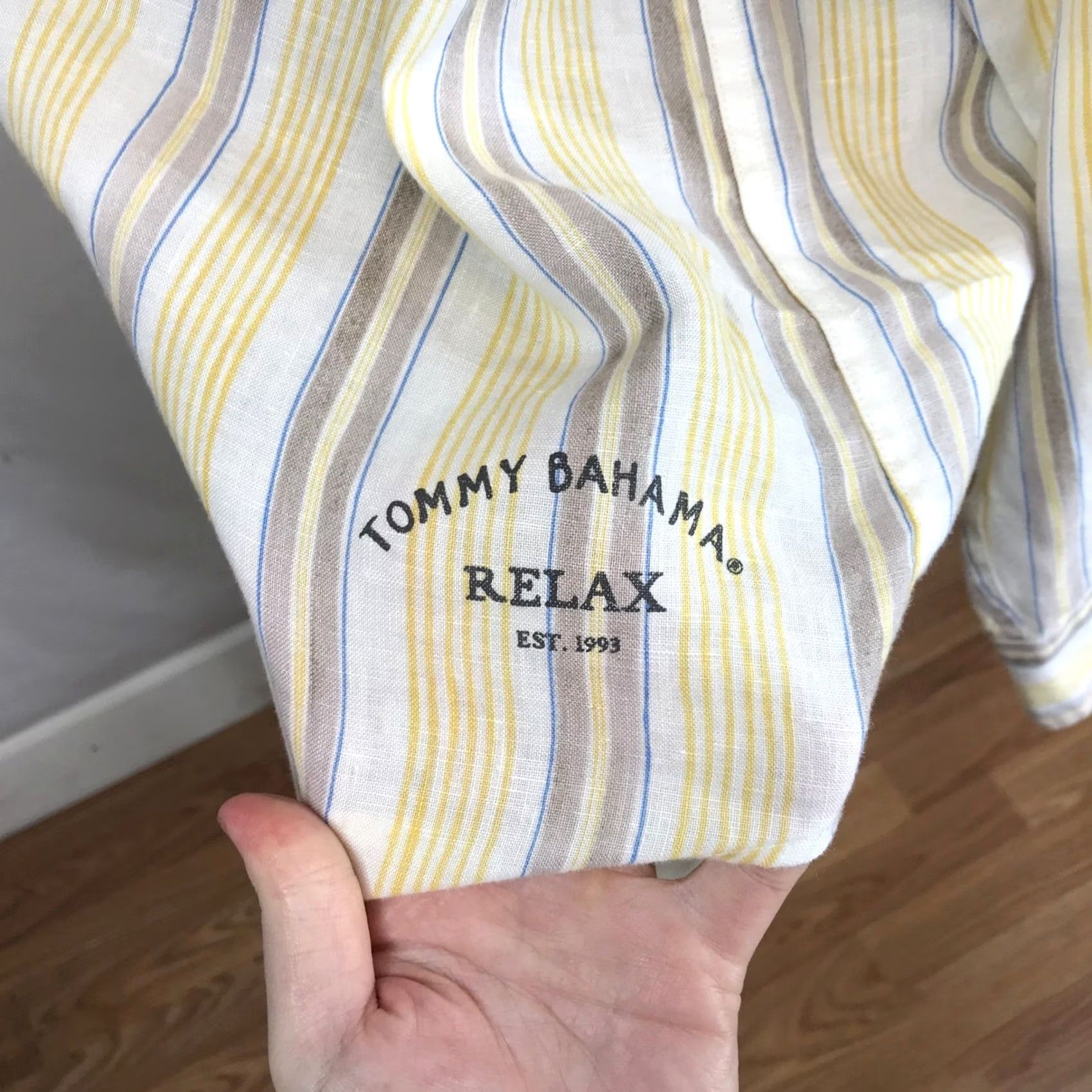 Tommy Bahama VINTAGE Tom​my Bahama Relax Striped Long Sleeve Button-Up Linen Shirt Yellow Blue XL Mens Size US XL / EU 56 / 4 - 7 Thumbnail