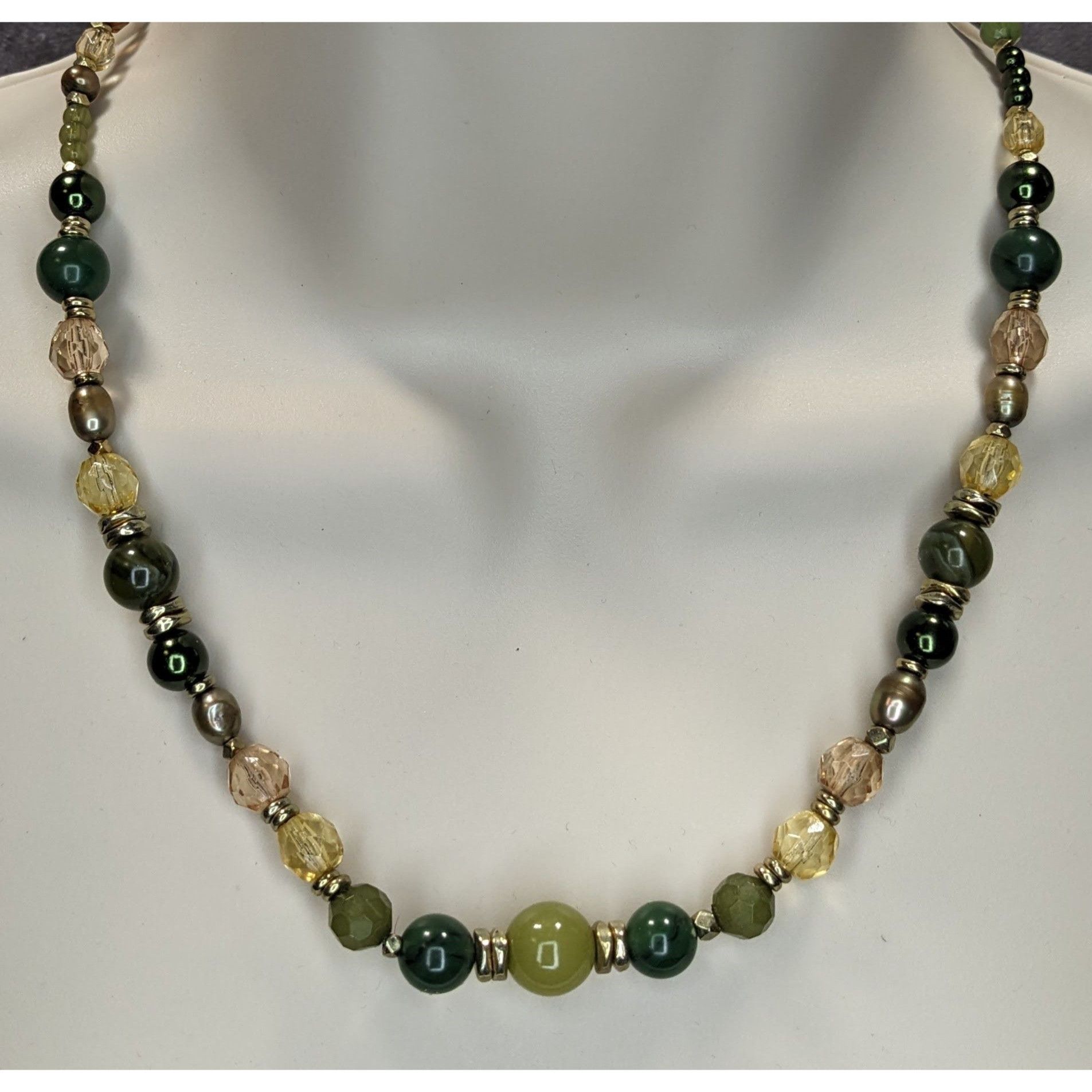 Handmade Handmade Earth-Tone Hippie Bohemian Beaded Necklace With Tog Size ONE SIZE - 1 Thumbnail