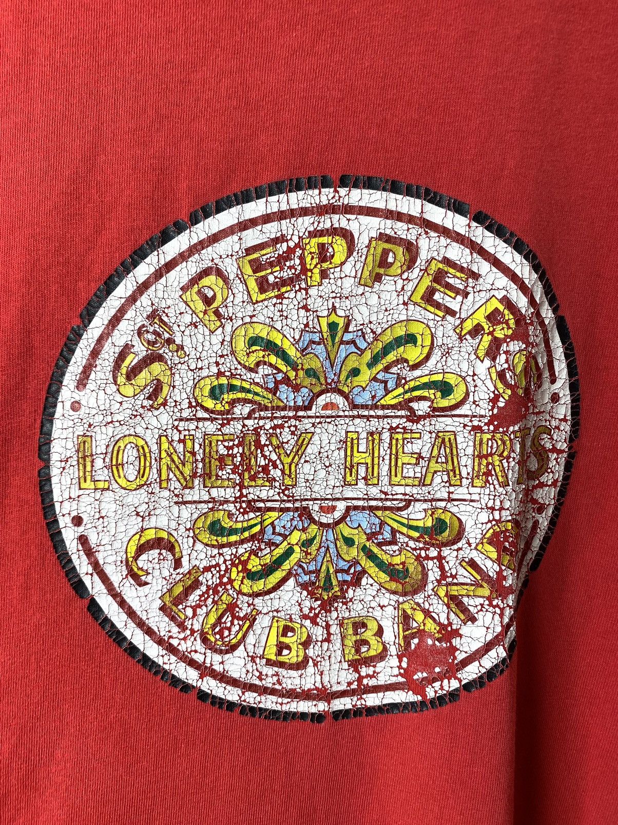 Band Tees Vintage 2005 The Beatles Lonely Hearts Band T Shirt Size US M / EU 48-50 / 2 - 2 Thumbnail
