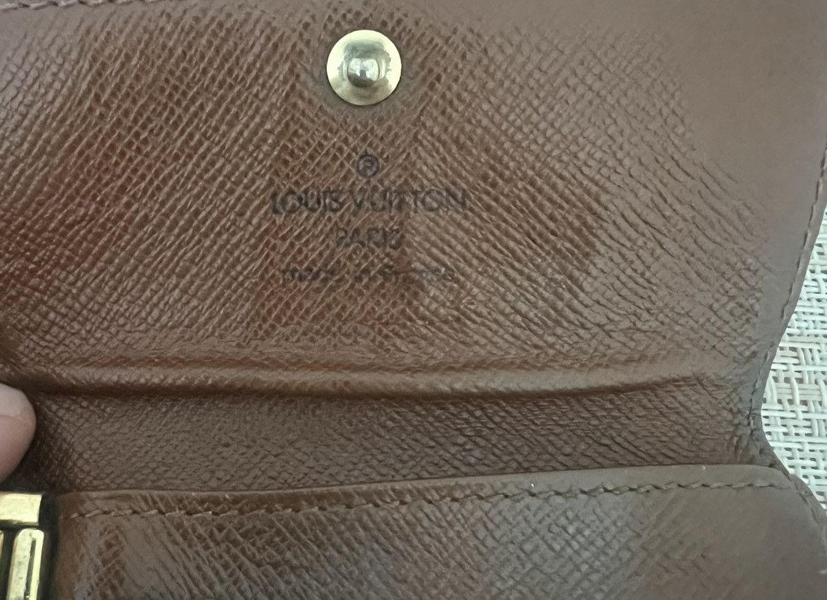 Louis Vuitton Pre Loved Authentic Louis Vuitton Monogram Key Holder Size ONE SIZE - 3 Thumbnail