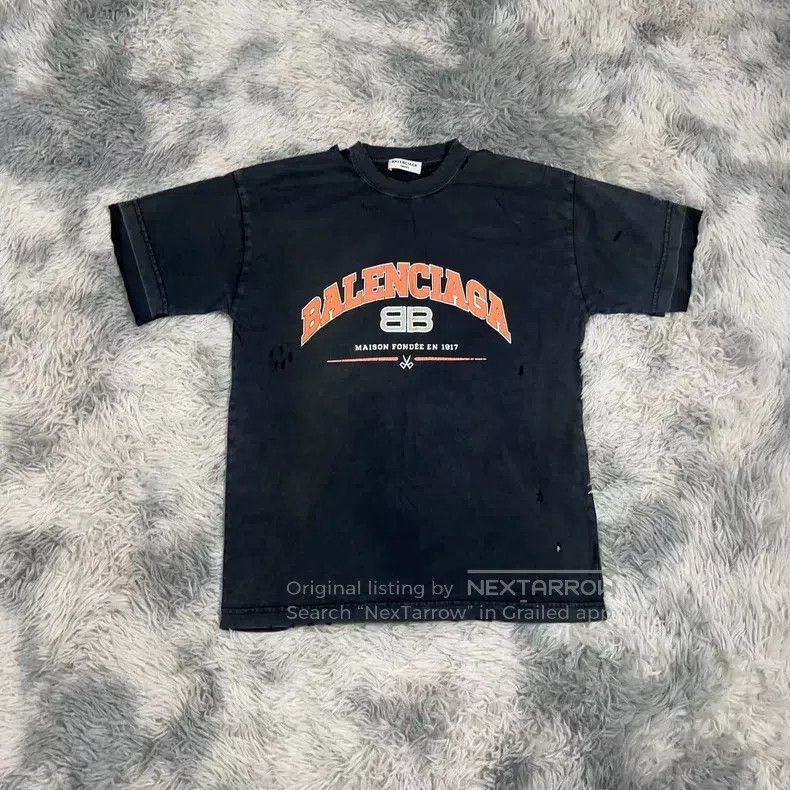 Balenciaga Balenciaga Distressed Short Sleeve Size US XS / EU 42 / 0 - 1 Thumbnail
