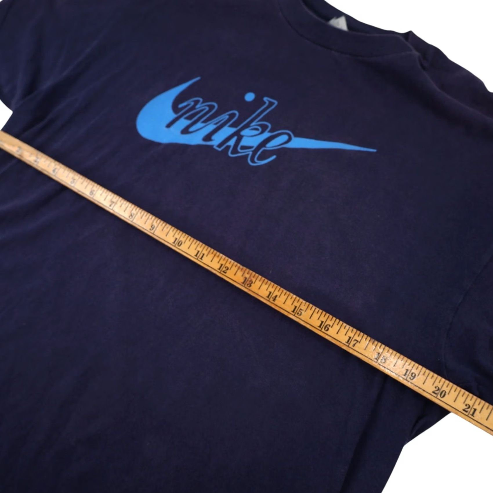 Nike VINTAGE Nike Spellout Swoosh Faded Graphic Shirt Men L Blue 90s T Shirt Size US L / EU 52-54 / 3 - 6 Thumbnail