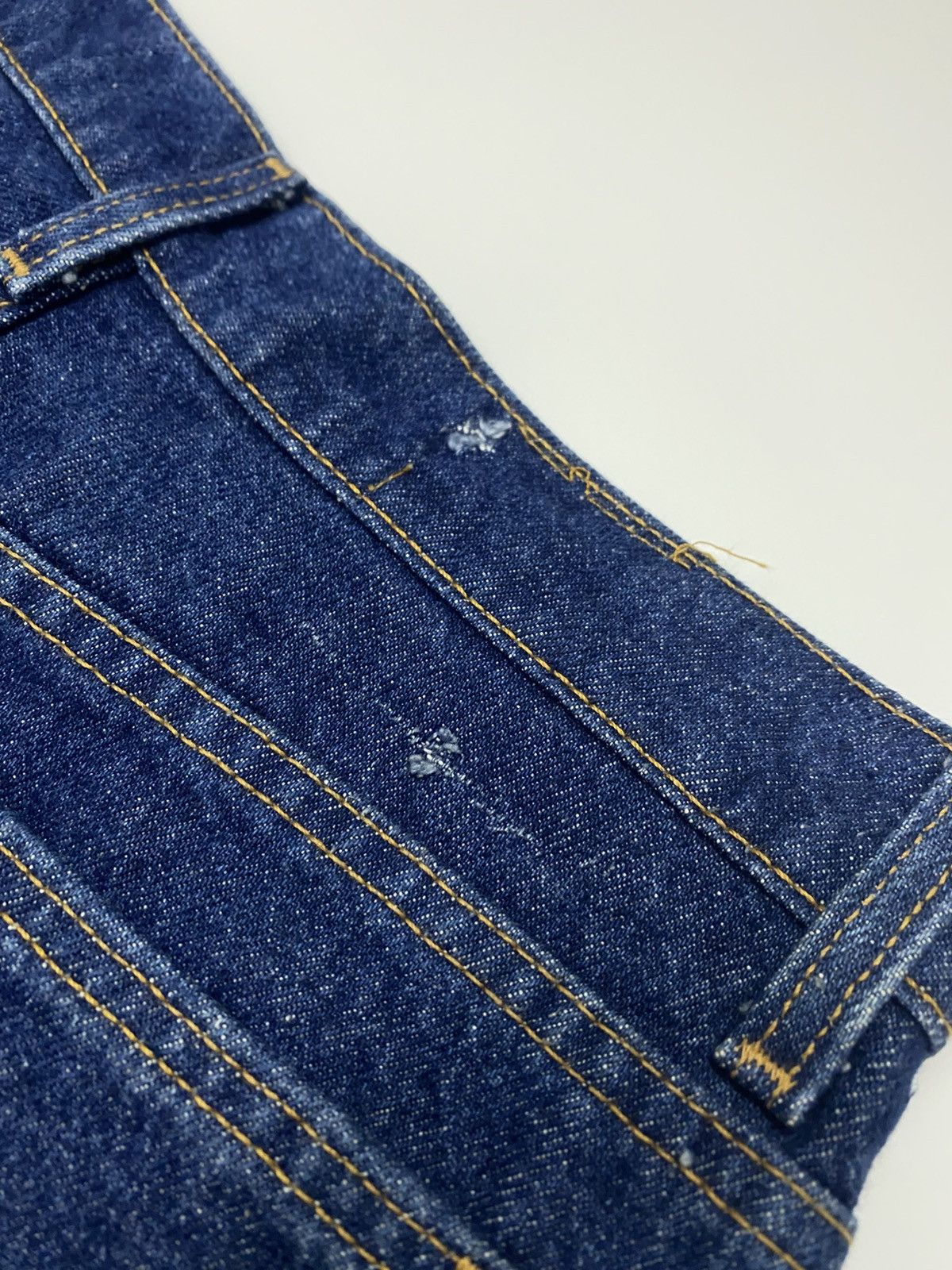 Levi's Rare Vintage 90s Levis 525 iconic design Size US 31 - 13 Thumbnail