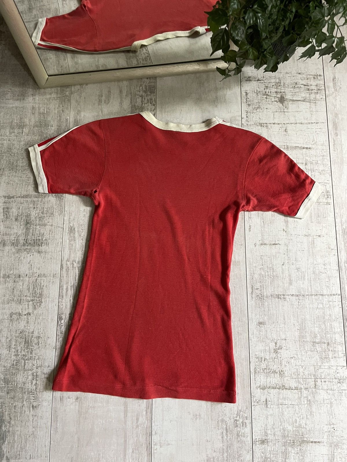 Adidas Vintage 80’s Adidas T-Shirt Red Made In Israel Size US XS / EU 42 / 0 - 5 Thumbnail