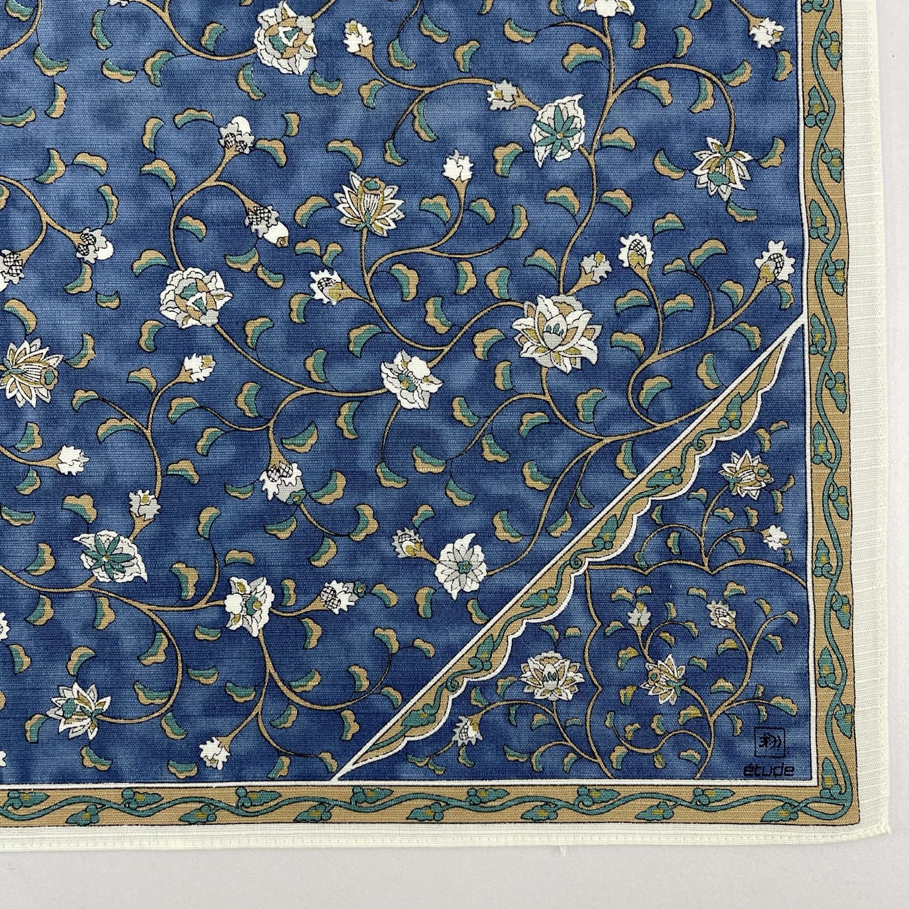 Japanese Brand × Vintage Japanese Furoshiki Handkerchief Wrapping Gift - 5085 Size ONE SIZE - 9 Thumbnail