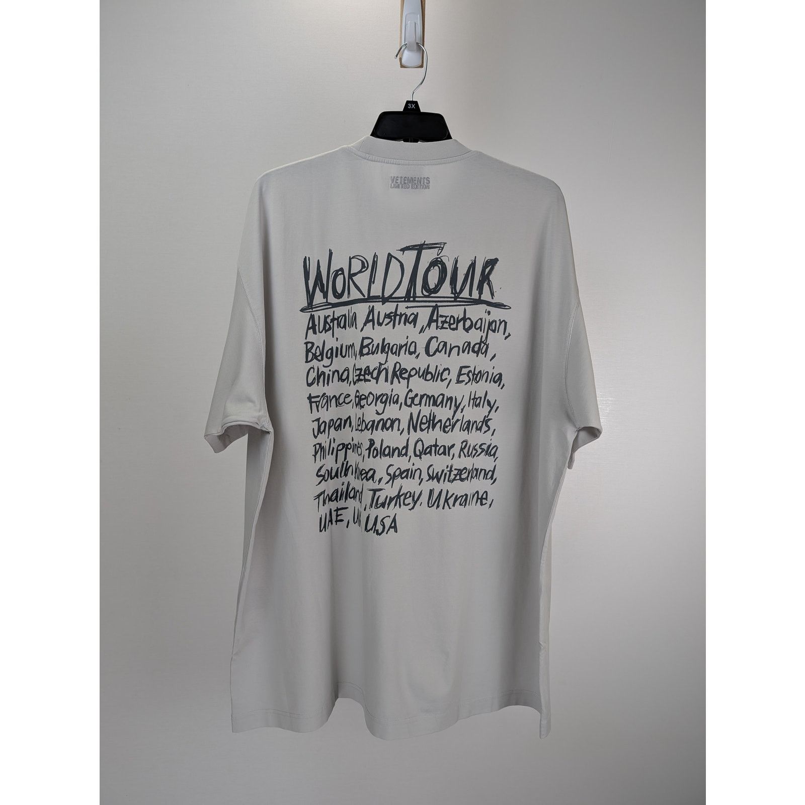Vetements o1rshd1 Logo Short Sleeve T-Shirt in Grey M Size US M / EU 48-50 / 2 - 6 Thumbnail