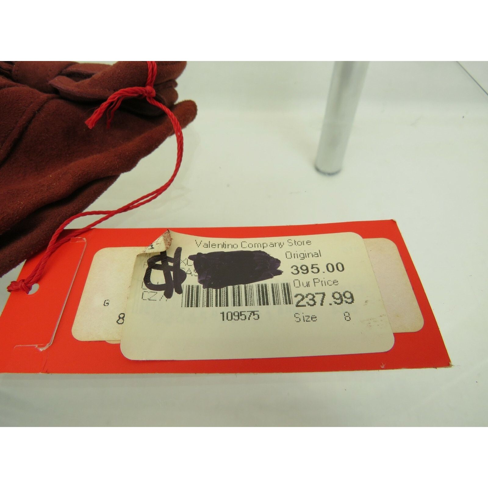 Valentino NWT VALENTINO GARAVANI BURGUNDY SUEDE BOW GLOVES 8 ITALY Size ONE SIZE - 12 Thumbnail