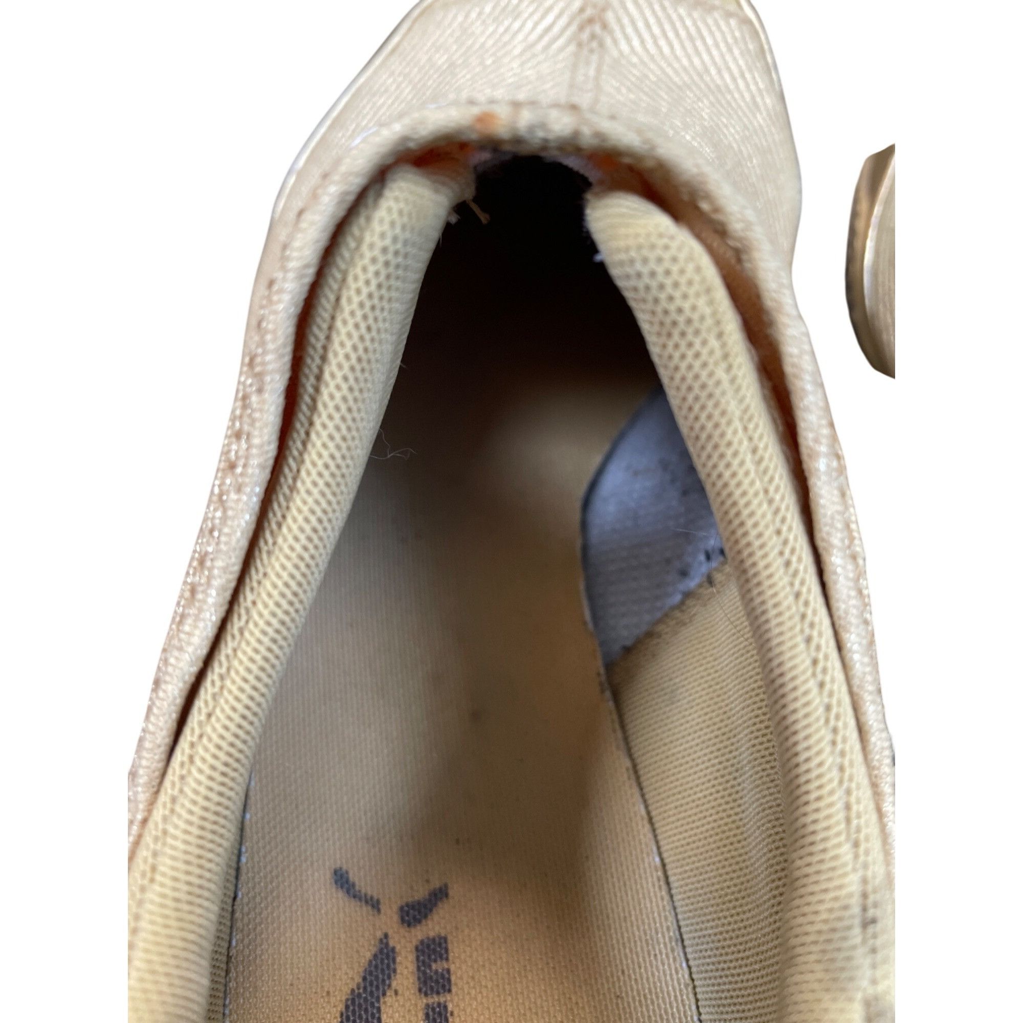 Puma Puma Womens Gold Beige Slip-On Sneakers shoes Size 7.5 SKU 9 Size US 7.5 / IT 37.5 - 9 Thumbnail