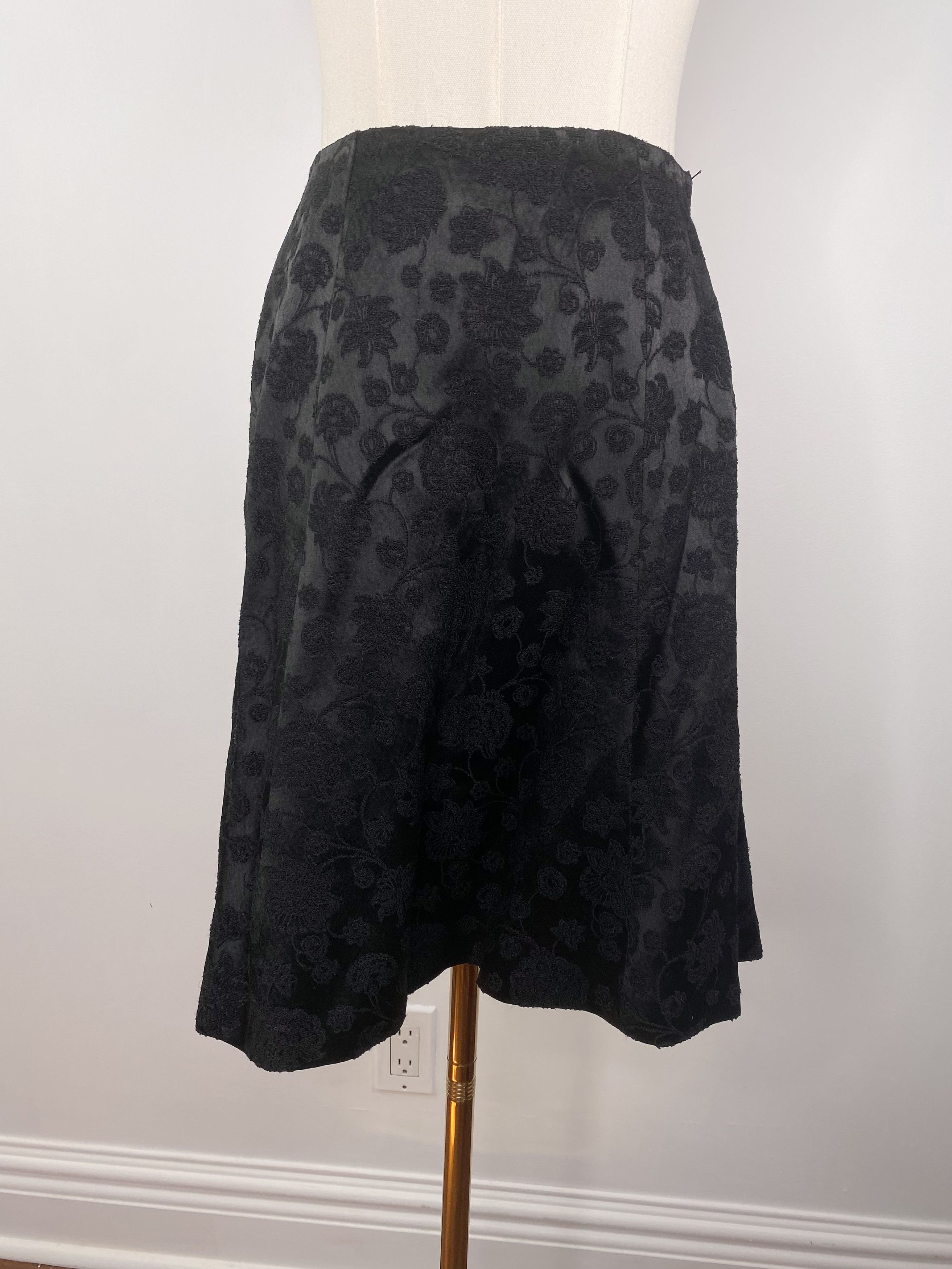 Giorgio Armani Giorgio Armani - Embroidered Black Two-Piece Suit Size S / US 4 / IT 40 - 9 Thumbnail
