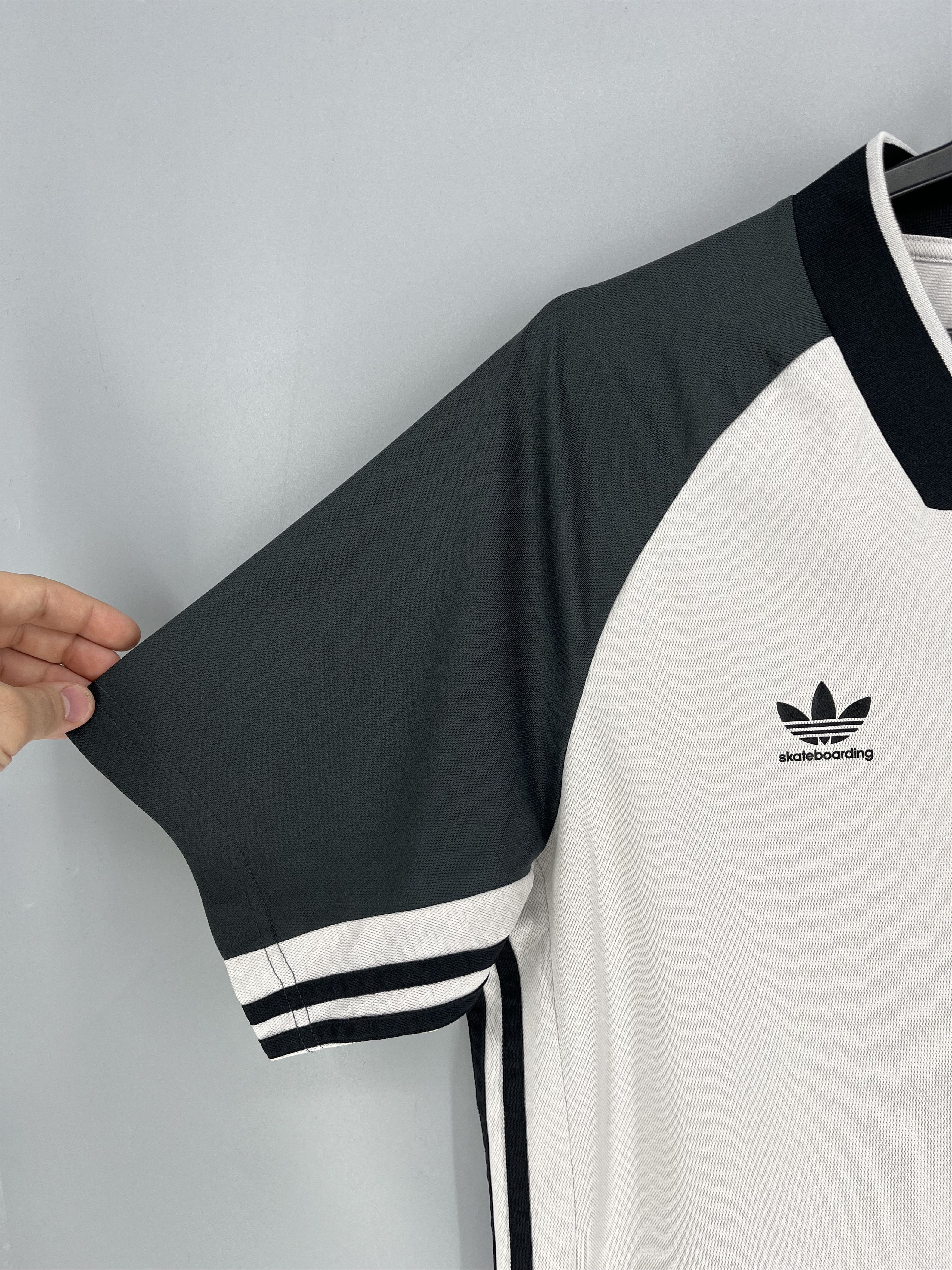 Adidas Adidas X Numbers Collab Skateboarding Jersey Size MEDIUM Size US M / EU 48-50 / 2 - 7 Thumbnail