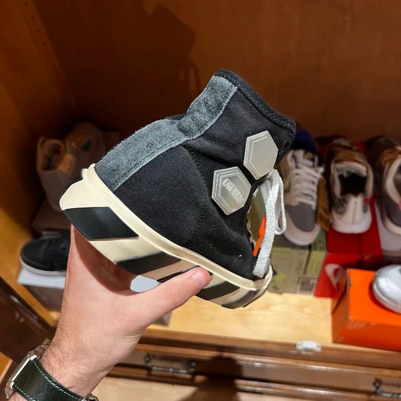 Off-White Off White Vulcanized HI Size US 9.5 / EU 42-43 - 3 Thumbnail