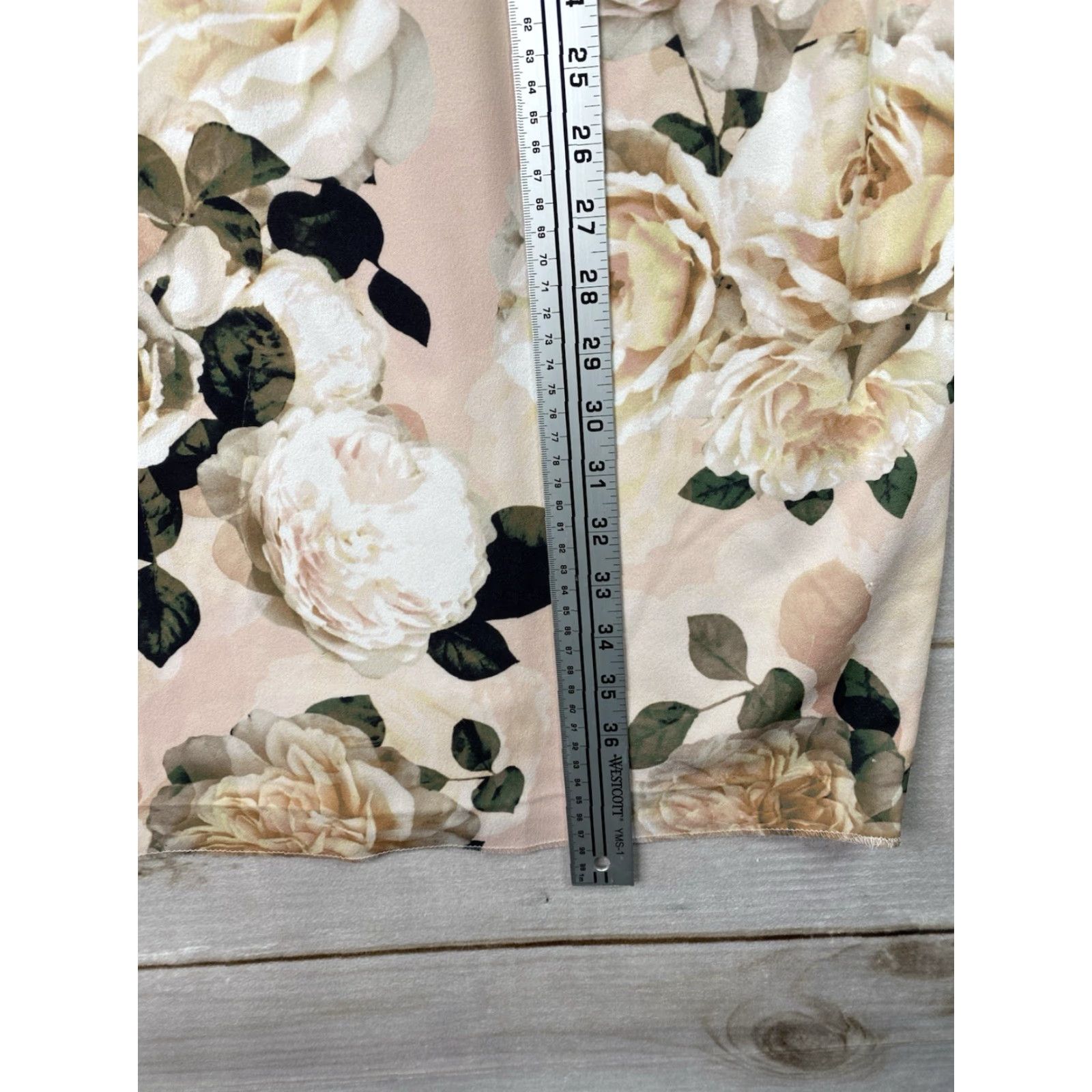 Calvin Klein Calvin Klein Dress 6 Floral Pink Scuba Neoprene Stretch Bell Sleeve Sheath Dress Mid-Length Pink Floral Sleeves 3/4 Women Mens? Size M / US 6-8 / IT 42-44 - 4 Thumbnail