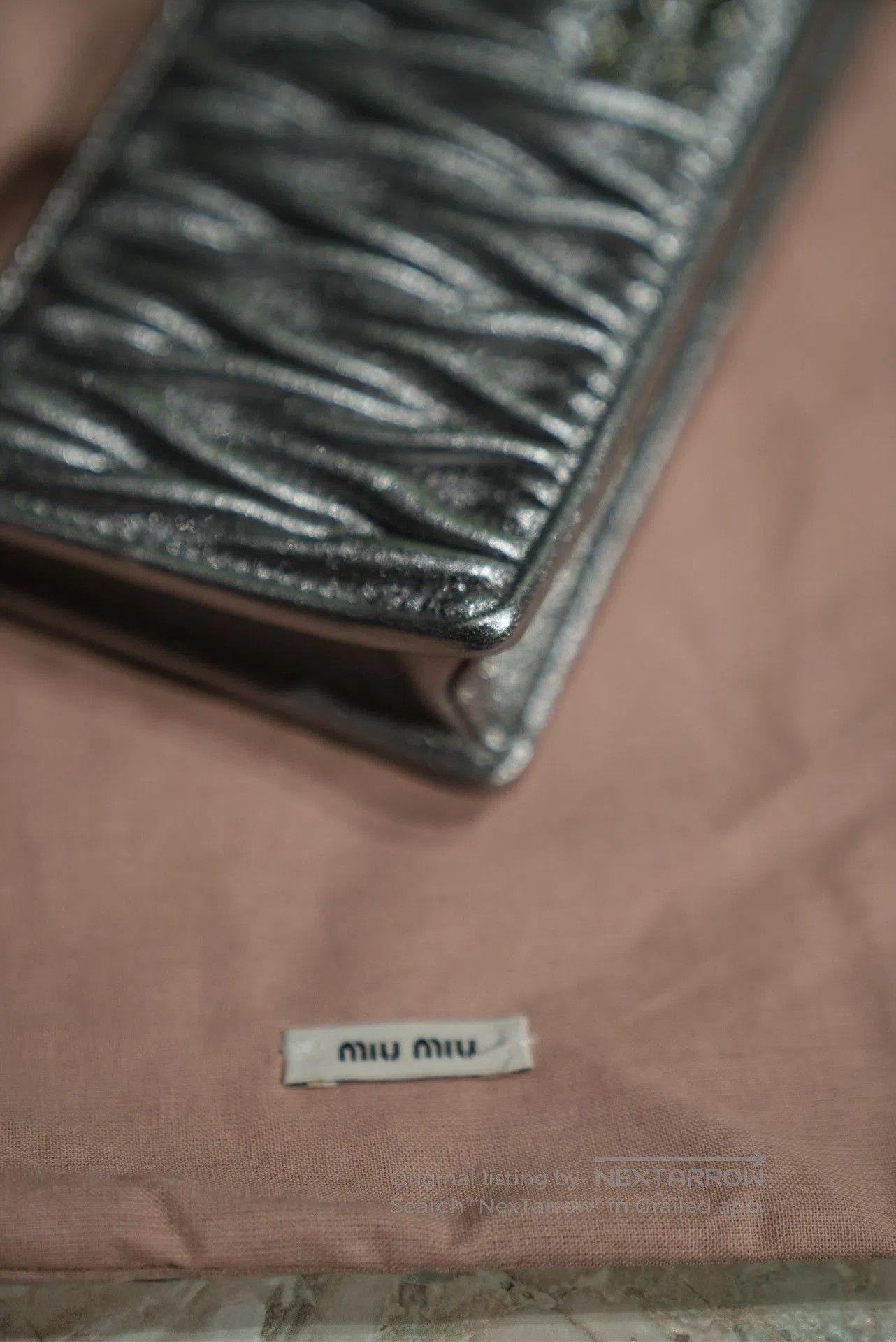 Miu Miu Miu Miu Pleated Leather Silver Clutch. Size ONE SIZE - 4 Thumbnail