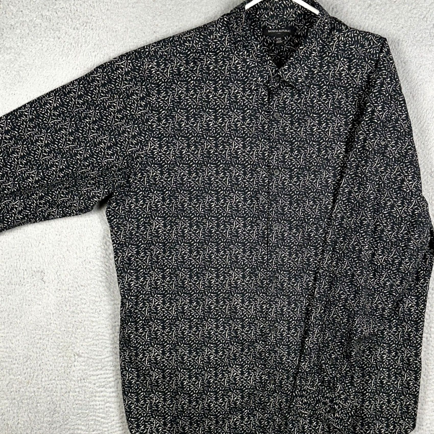 Banana Republic Banana Republic Shirt Mens 2XL Black Leaf Print Button Up Casual Long Sleeve EUC Size US XXL / EU 58 / 5 - 2 Thumbnail