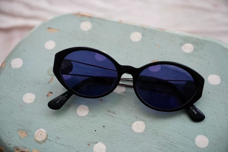 Kenzo KENZO Rose relief plaque decorated sunglasses Size ONE SIZE - 4 Thumbnail