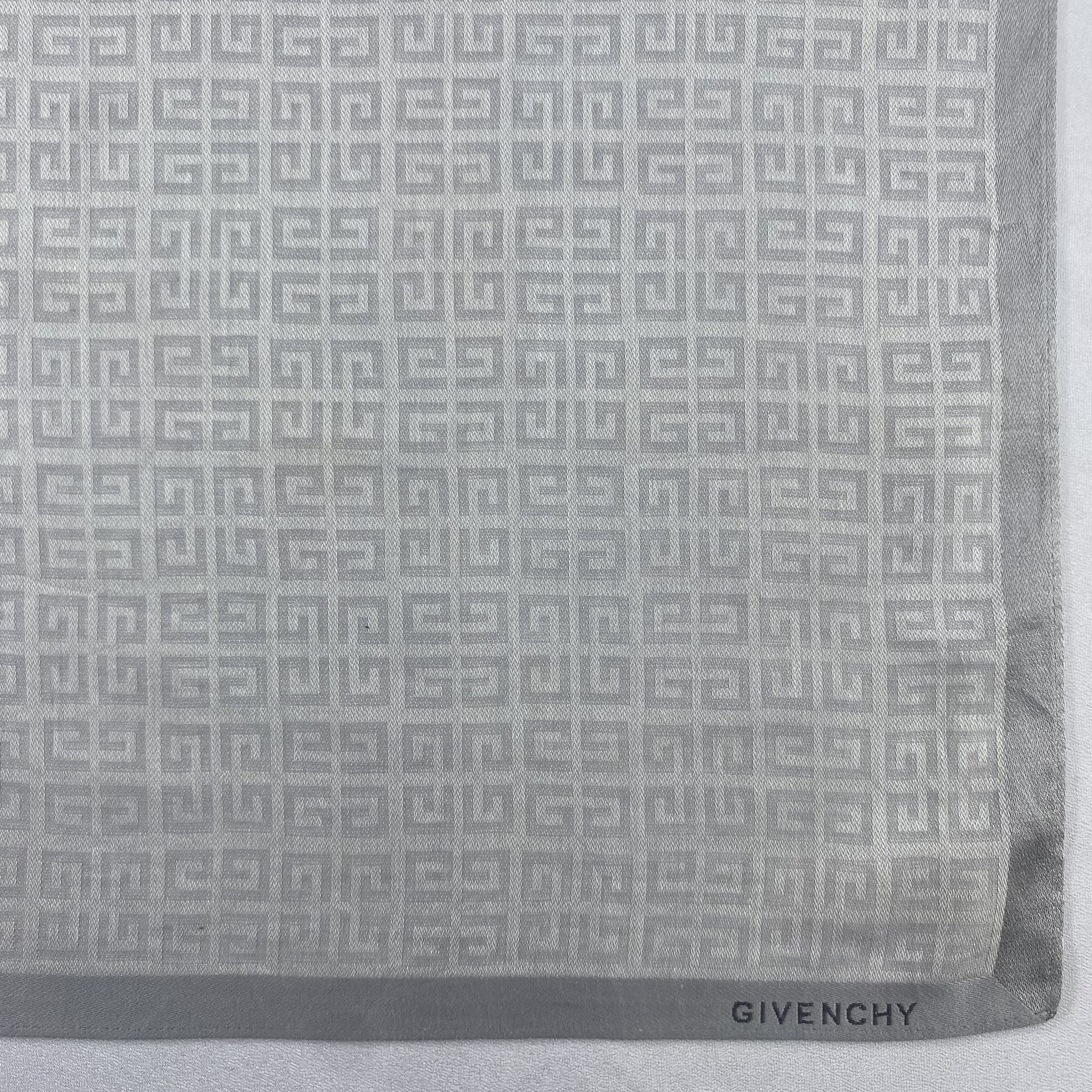 Vintage Givenchy Handkerchief / Bandana / Neckerchief C858 Size ONE SIZE - 5 Thumbnail