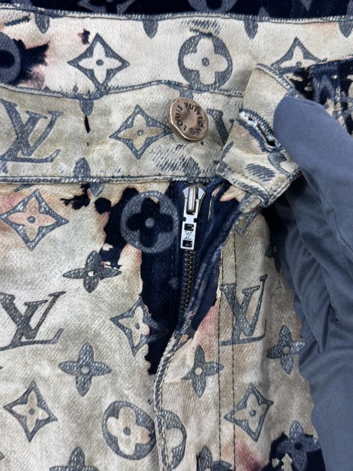 Louis Vuitton Monogram Print Faded Denim Size US 36 / EU 52 - 4 Thumbnail