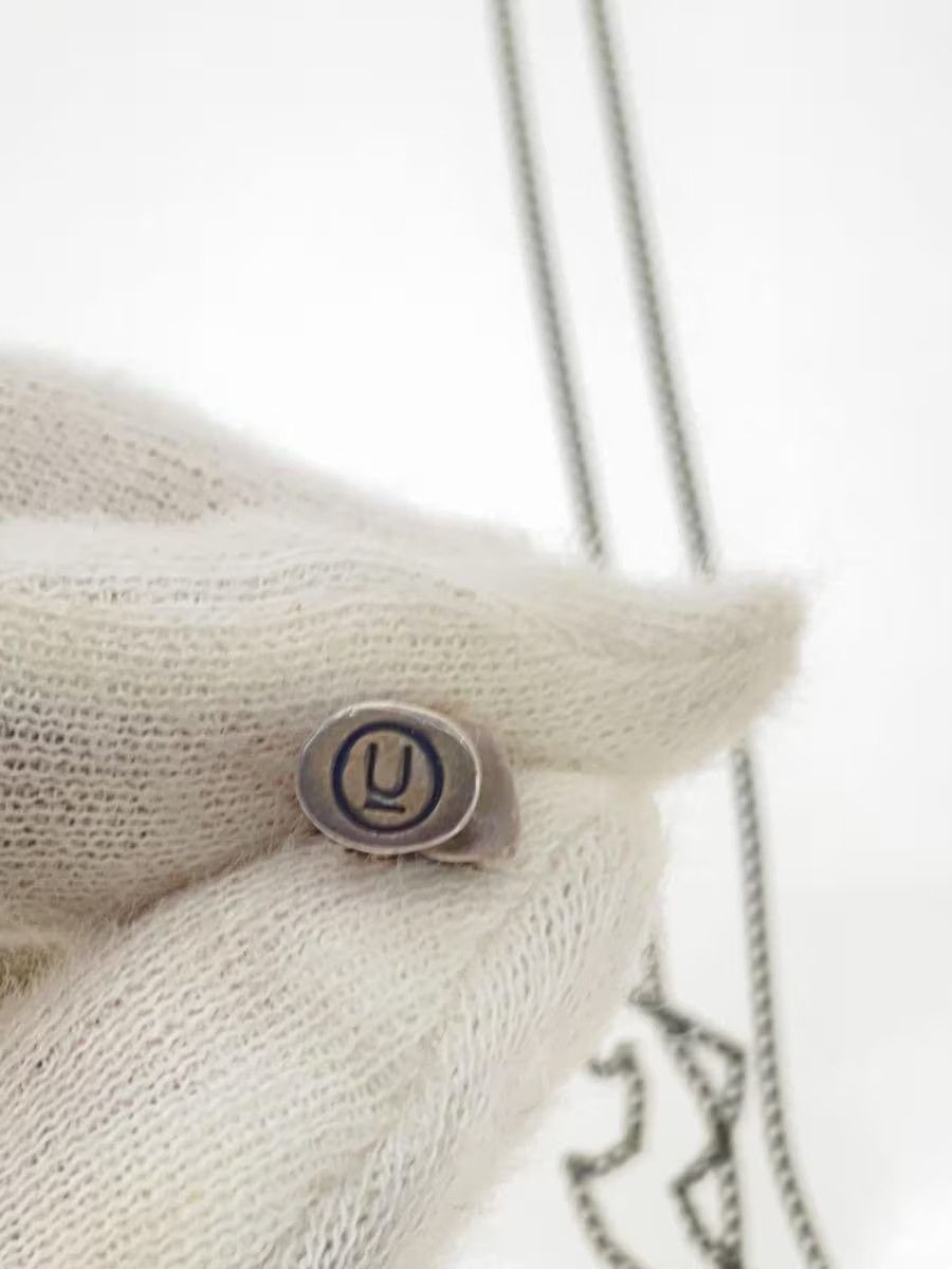 Undercover Middle Finger Necklace Size ONE SIZE - 4 Thumbnail
