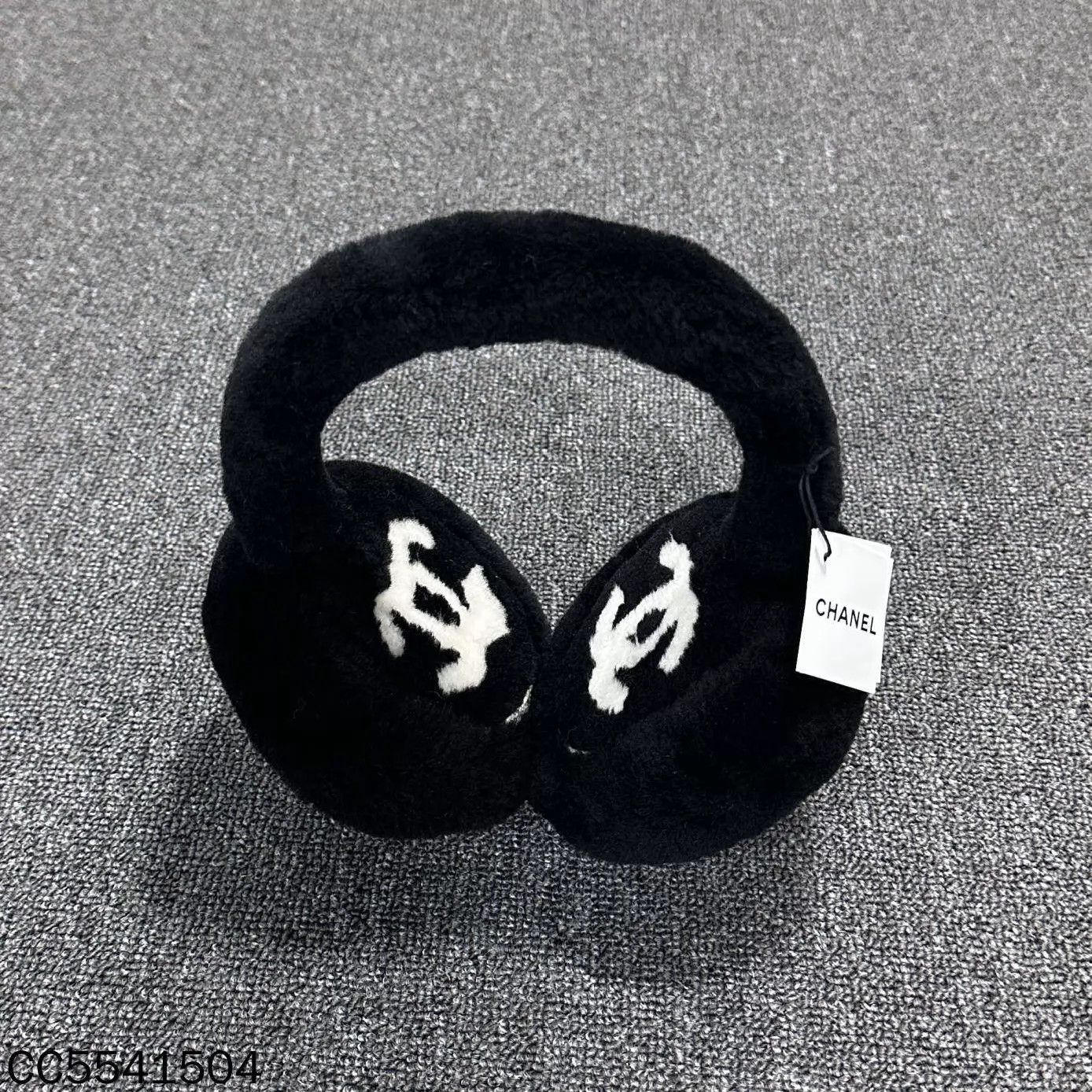 Chanel Chanel coco neige black lamb wool earmuffs Size ONE SIZE - 2 Thumbnail