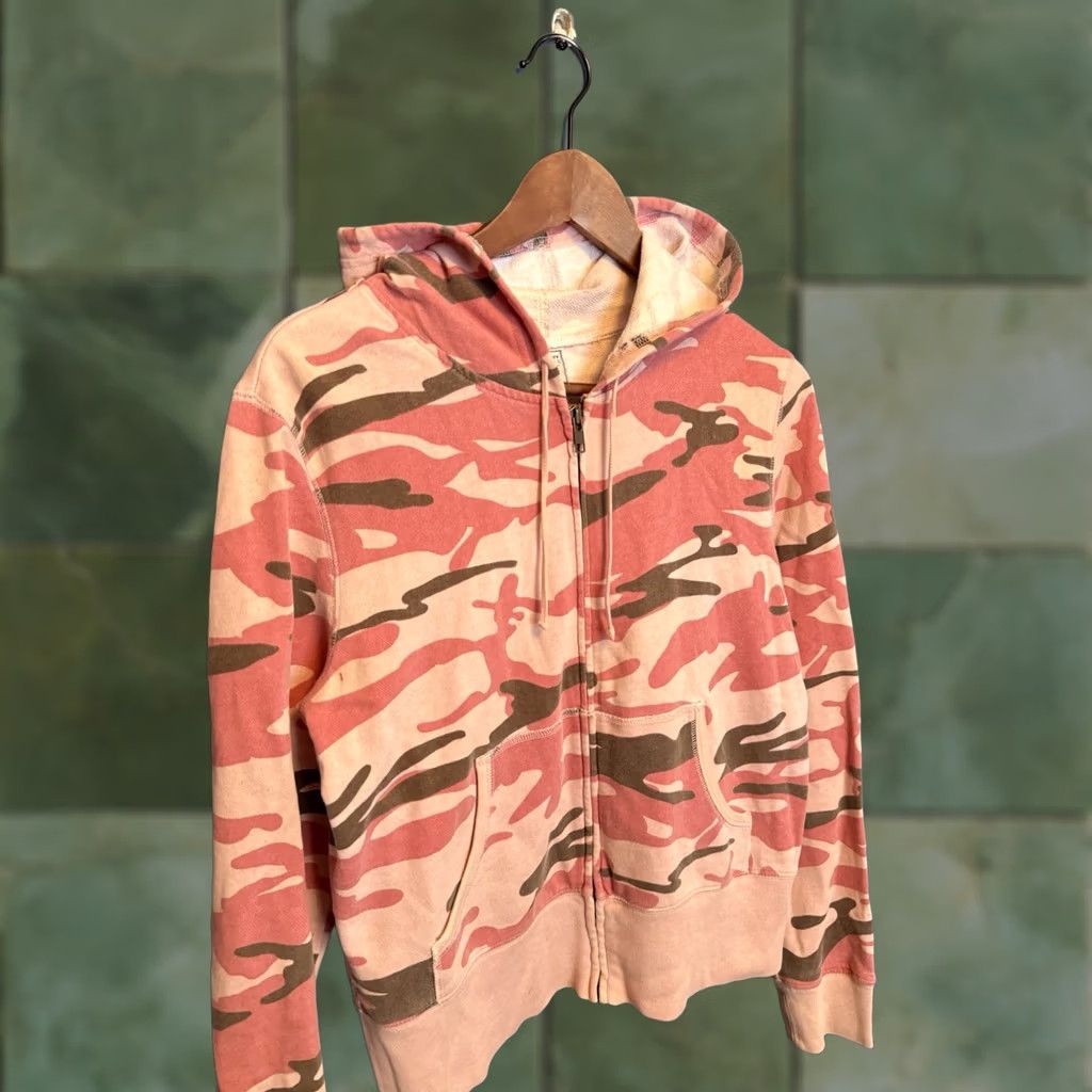 Old Navy Old Navy Y2K Pink Camo Zip Hoodie Women’s Large Size L / US 10 / IT 46 - 1 Thumbnail
