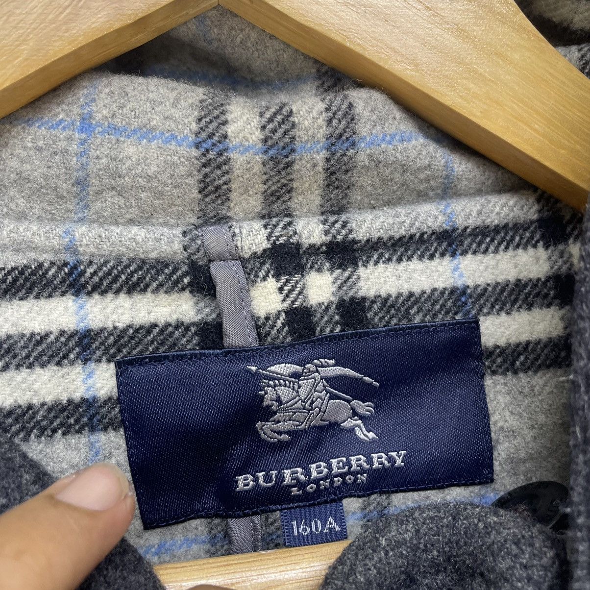 Burberry Vintage Burberrys Nova Check Duffle Jacket Size M / US 6-8 / IT 42-44 - 7 Thumbnail