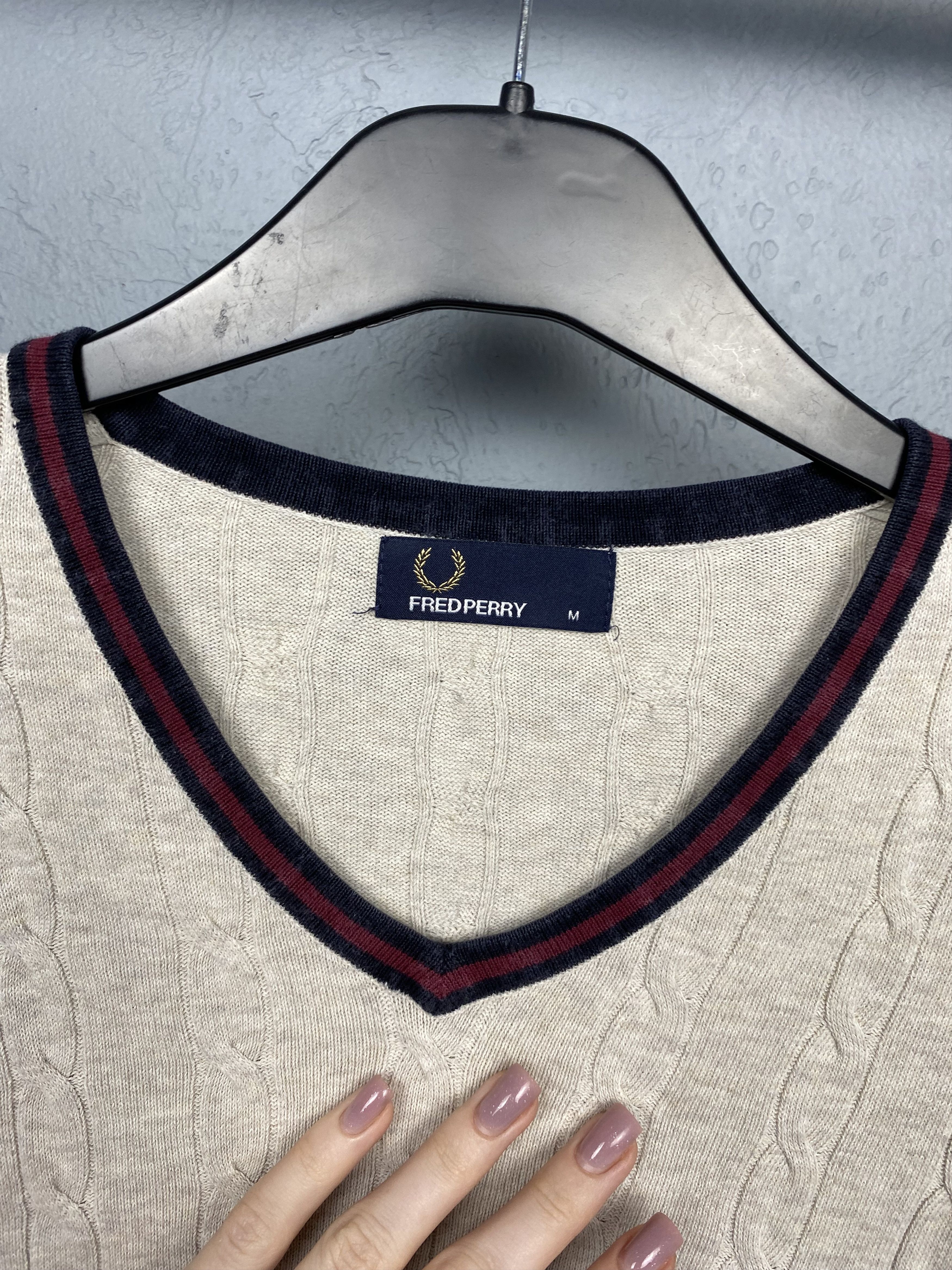 Fred Perry Fred Perry Vintage Mens V-Neck Knit Sweater Size US M / EU 48-50 / 2 - 5 Thumbnail
