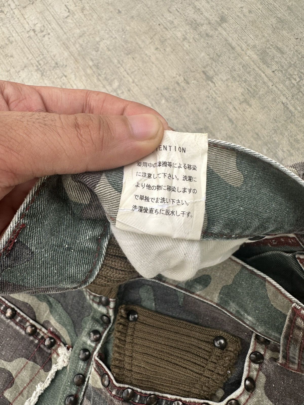 If Six Was Nine 2000s Rare Led rechwe studded camo pants Size US 30 / EU 46 - 6 Thumbnail