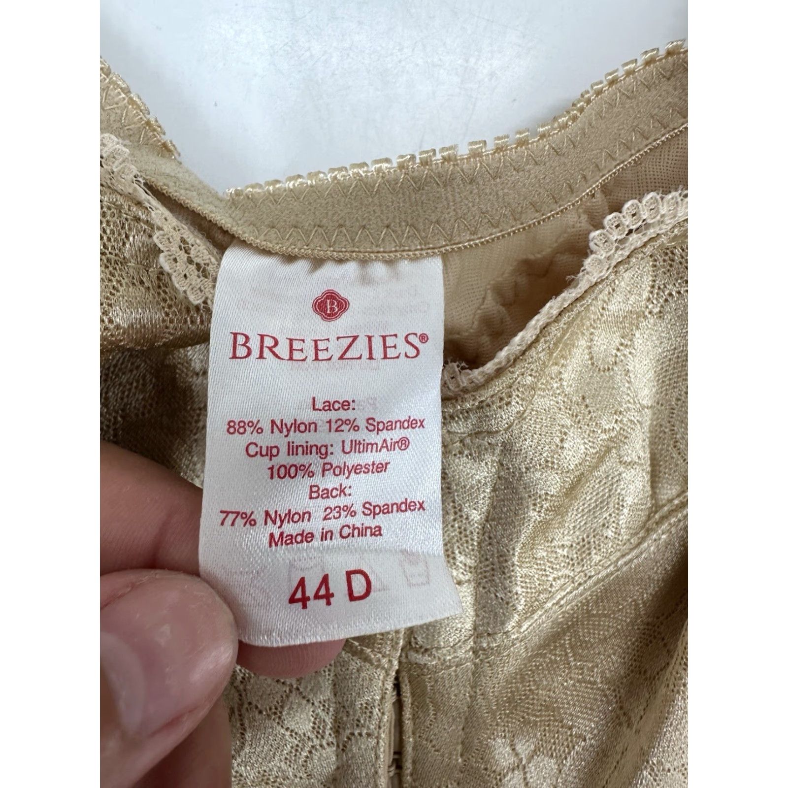 Vintage Breezies Bra 44D Tan Front Closure Posture Wireless NWT Womens Bra Size 44D A347328 Size ONE SIZE - 4 Thumbnail