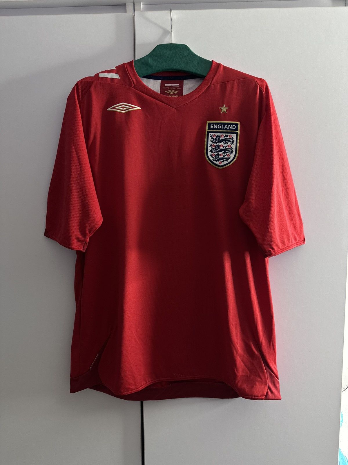 Umbro Vintage Umbro England Home 2006 National Team T Shirt jersey Size US XL / EU 56 / 4 - 1 Thumbnail