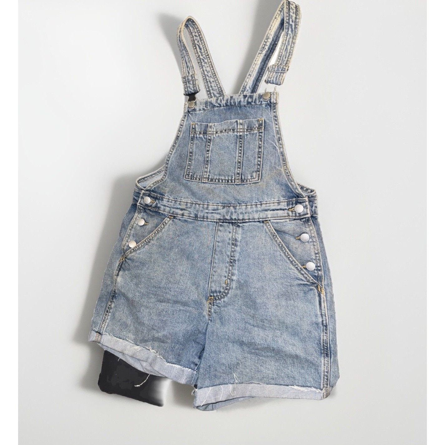 Other Universal Thread Overalls Denim Jean Shorts Women Size 0/25R Size 25" / US 0 / IT 36 - 1 Thumbnail