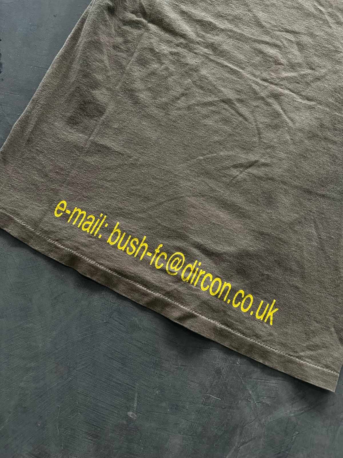 Band Tees × Vintage Vintage 90s Bush Tshirt Size US L / EU 52-54 / 3 - 4 Thumbnail