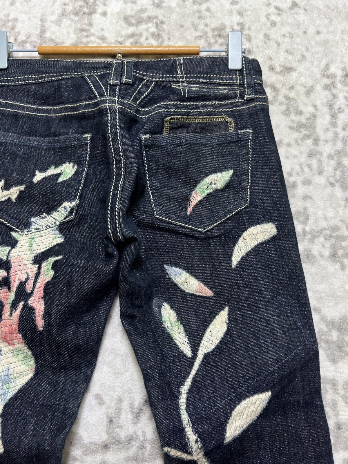 Marithe + Francois Girbaud Marithé + François Girbaud Cropped Flare Patchwork Denim Size 27" / US 4 / IT 40 - 11 Thumbnail