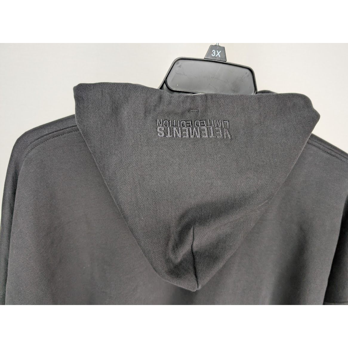 Vetements o1rshd1 Hoodie with Vetements Logo in Black Size US S / EU 44-46 / 1 - 12 Thumbnail