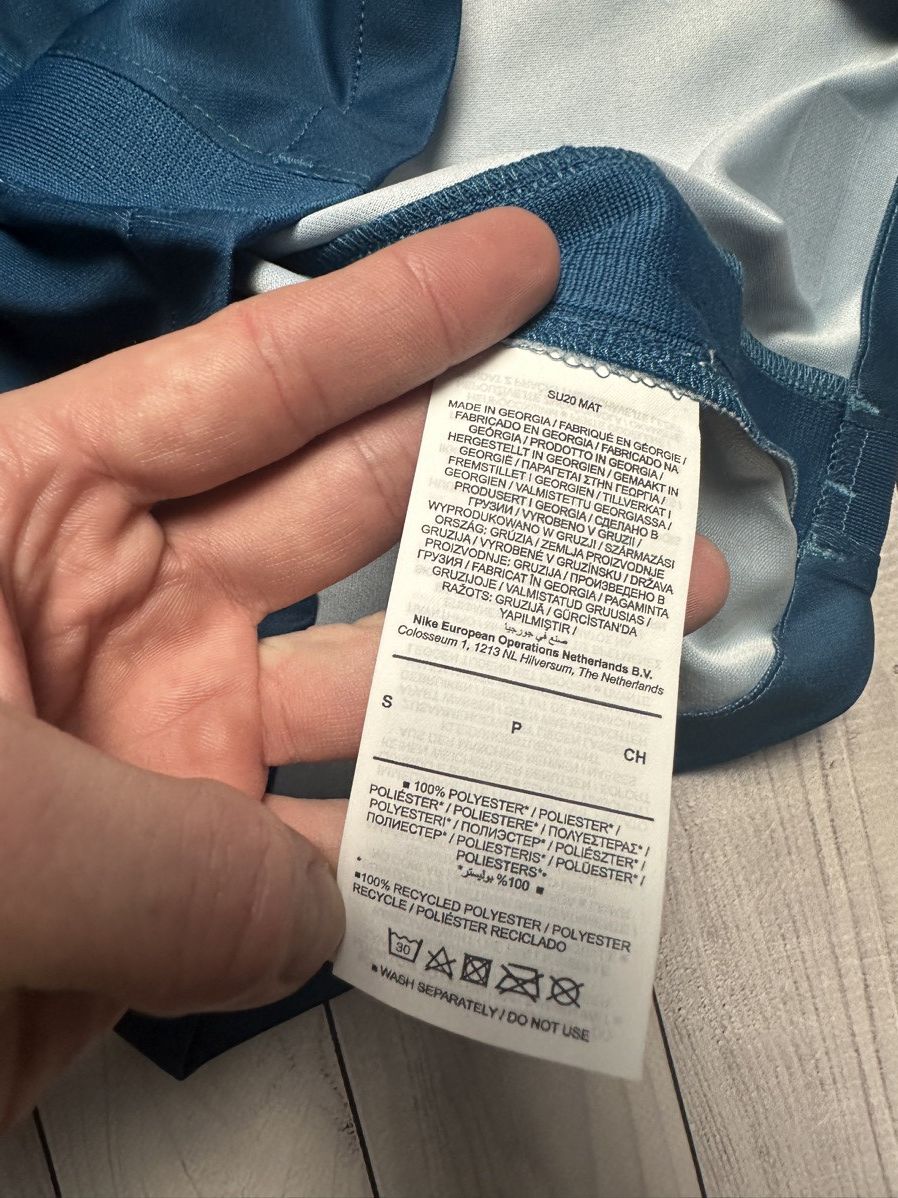 Nike × Vintage Vintage Slovenia Nike soccer jersey size S logo rare Size US S / EU 44-46 / 1 - 5 Thumbnail
