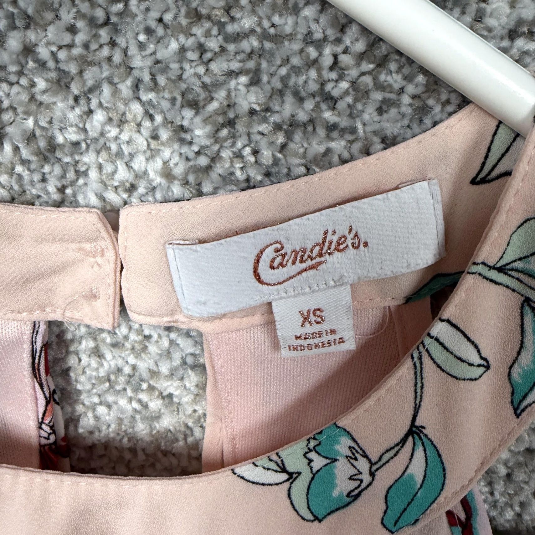 Vintage Candies Sundress XS Peach Floral Halter Cold Shoulder Chiffon Boho Summer Dress Womens XS Pink Floral Sundress Juniors Size XS / US 0-2 / IT 36-38 - 4 Thumbnail