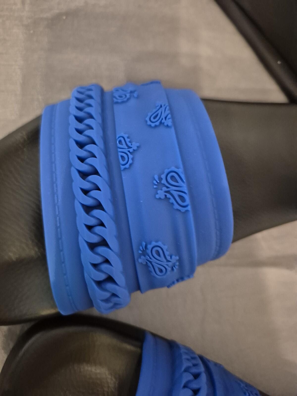 Amiri Amiri Bandana Chain Mold Pool Slides Size US 8 Mens Size US 7 / EU 40 - 5 Thumbnail