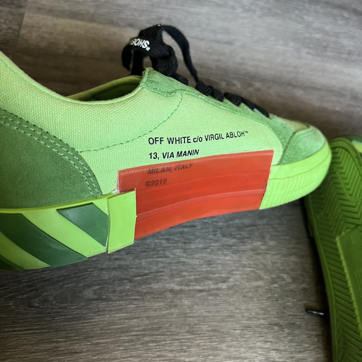 Off-White Off-White Vulc Low Green Canvas FW19 Womens Sneakers Size 38 Size US 8 / IT 38 - 8 Thumbnail