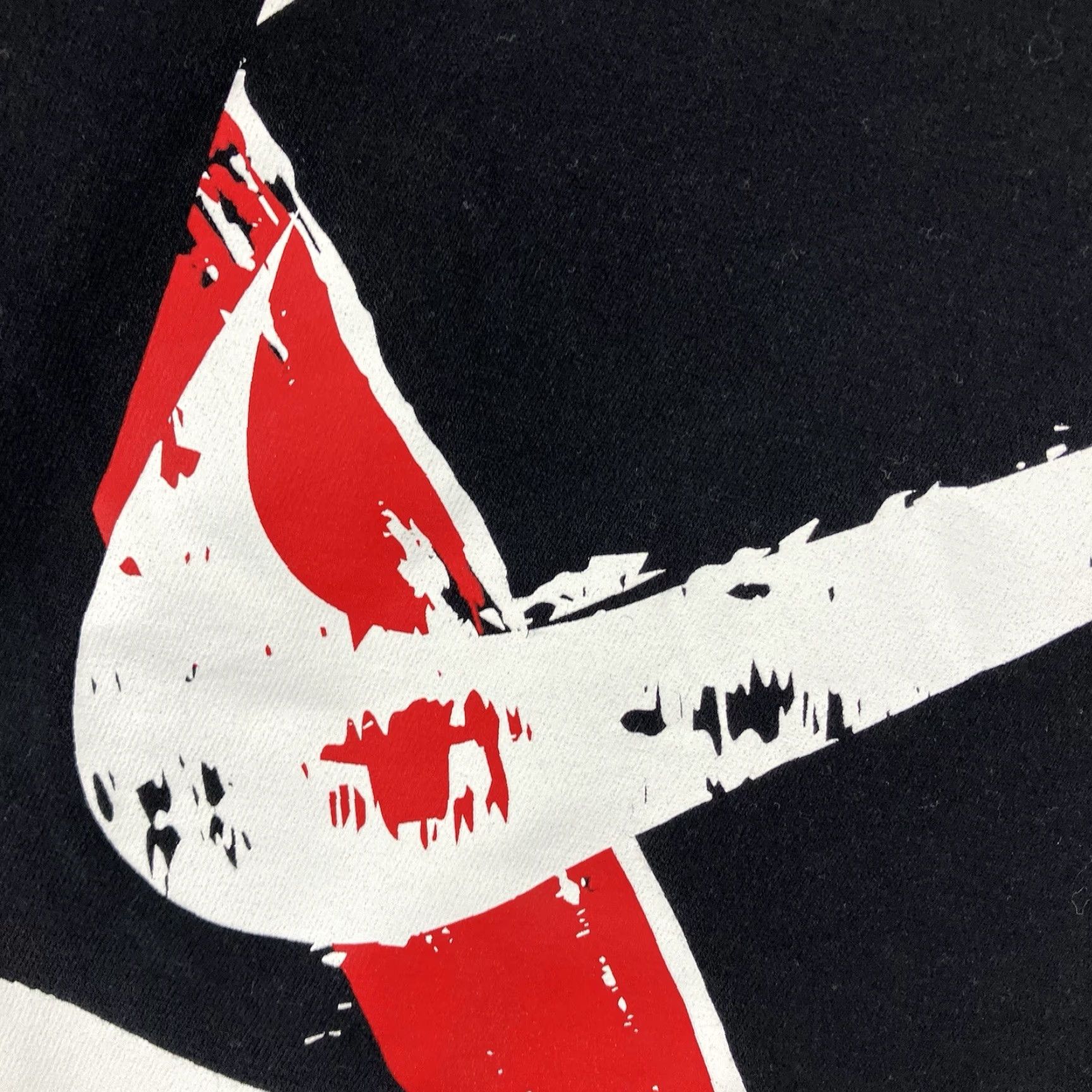 Nike Nike Dri-Fit T-Shirt Mens Large Black Short Sleeve Front Red & White Graphic Size US L / EU 52-54 / 3 - 5 Thumbnail