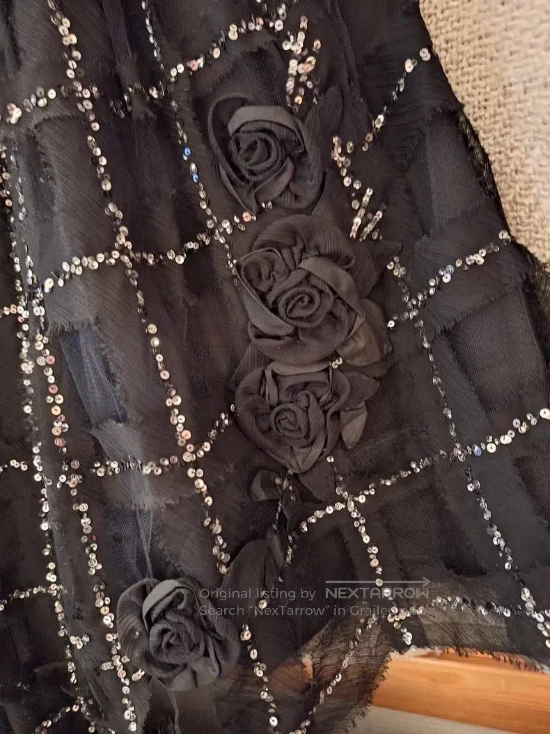 Valentino Valentino Black heavy studded beaded flower skirt Size L / US 10 / IT 46 - 7 Thumbnail