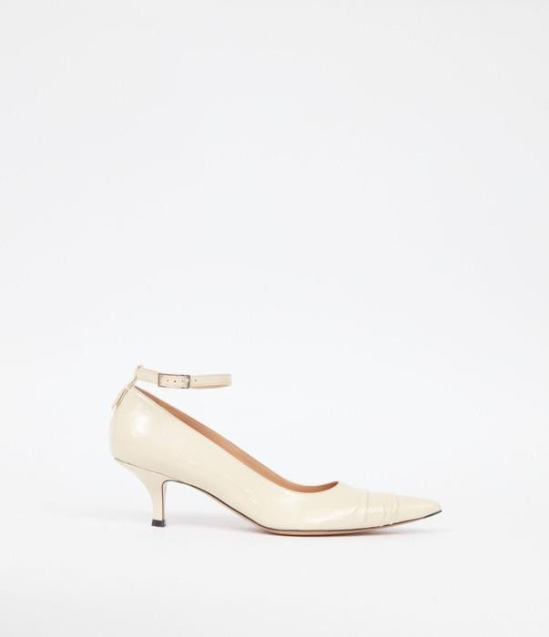 Maison Margiela o1bcso1str0226 Kinkiest Pumps in Beige Size US 6 / IT 36 - 1 Thumbnail