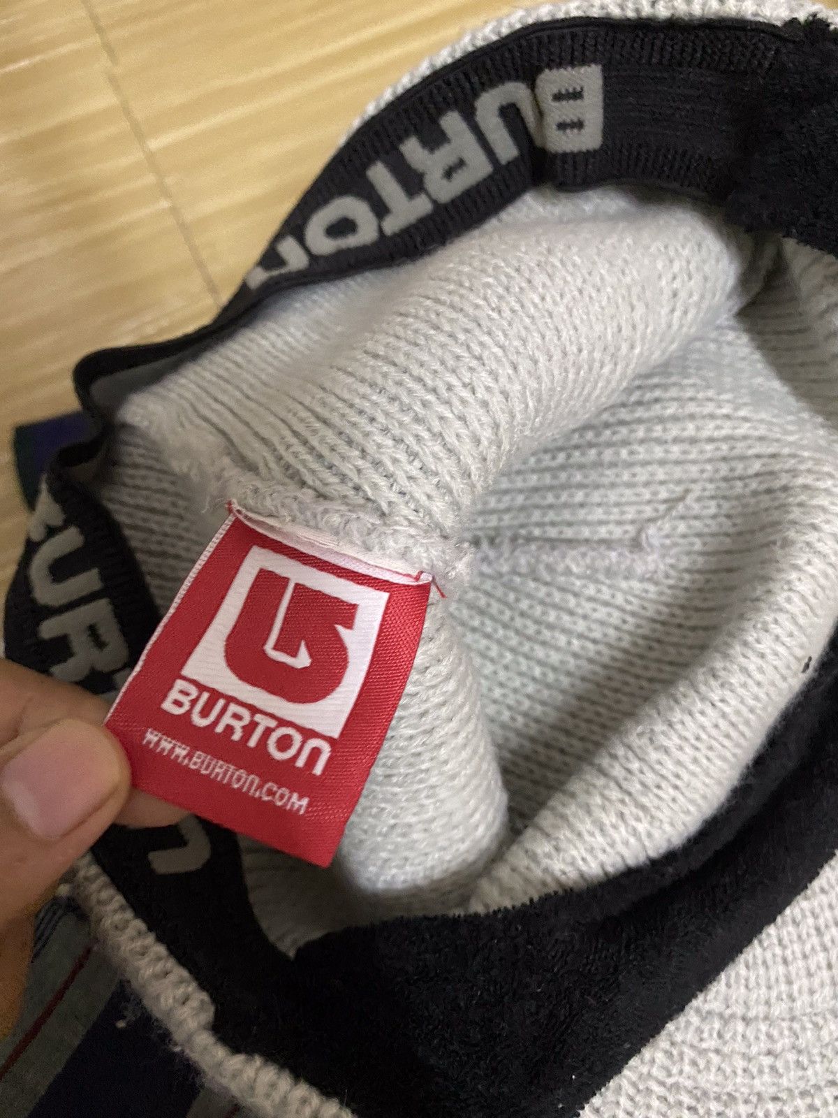 Burton × Vintage Vintage Burton Plain Visor Beanie Hat Size ONE SIZE - 6 Thumbnail
