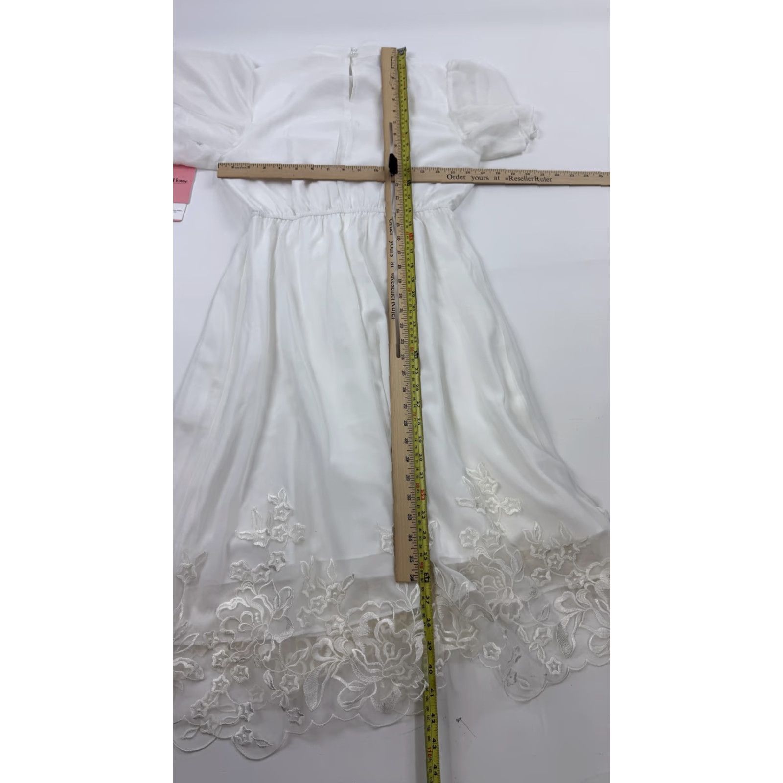 Vintage JJ's House Dress Womens Medium White Floral Embroidered Hem A-Line Short Sleeve Size 32" / US 10 / IT 46 - 6 Thumbnail