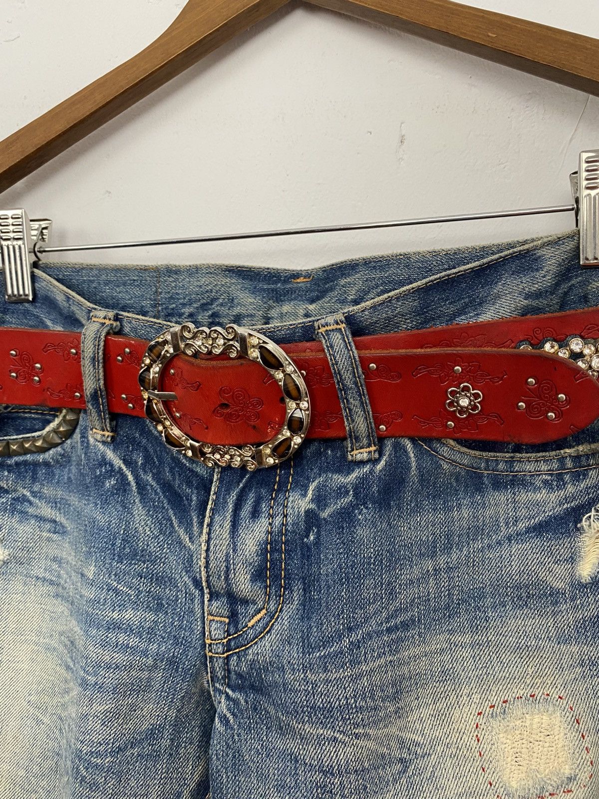If Six Was Nine Red butterfly flower crystal 100% leather belt Size ONE SIZE - 5 Thumbnail