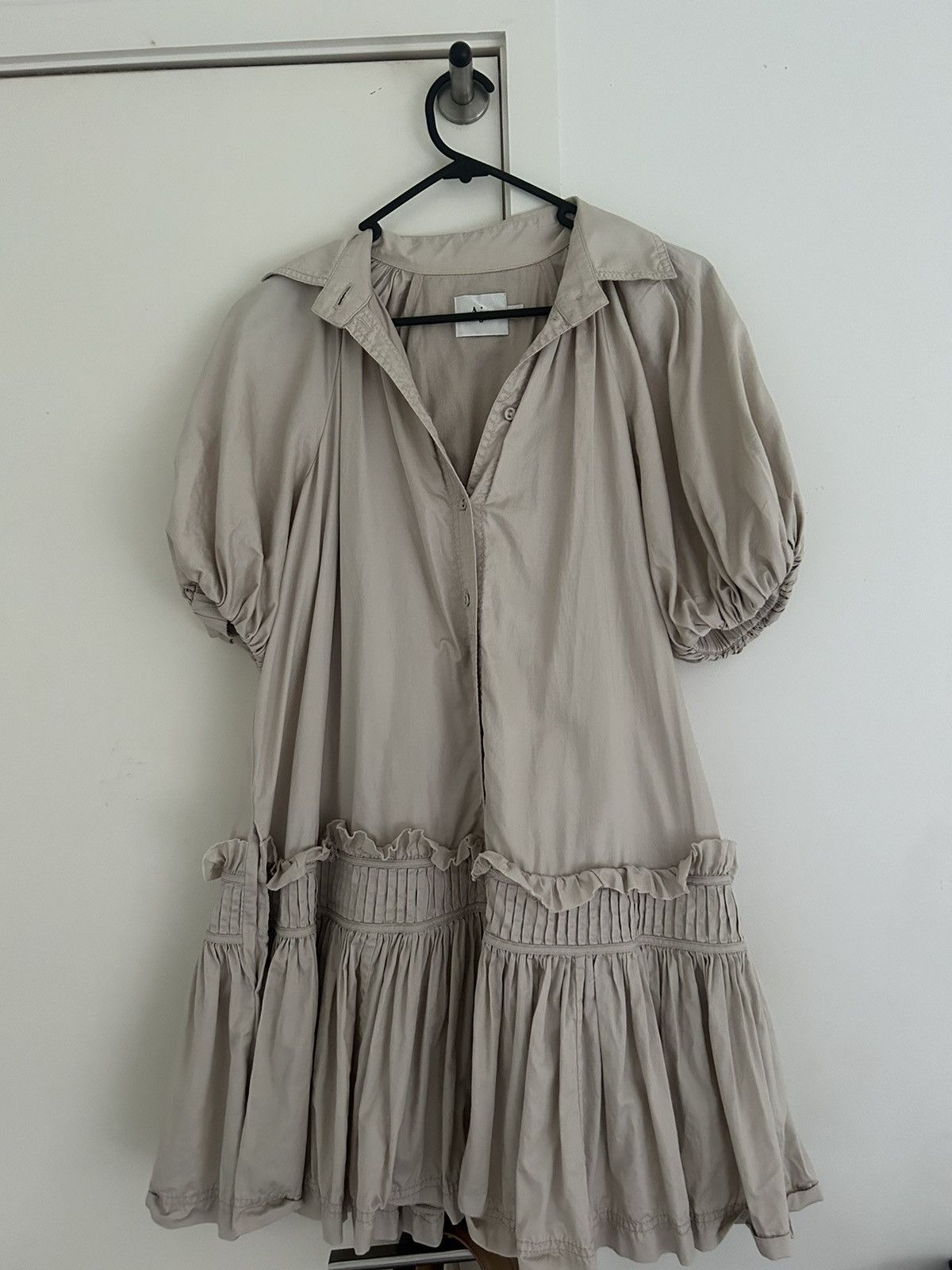 Aje Aje Novella Smock Dress size 6 Size XS / US 0-2 / IT 36-38 - 1 Thumbnail