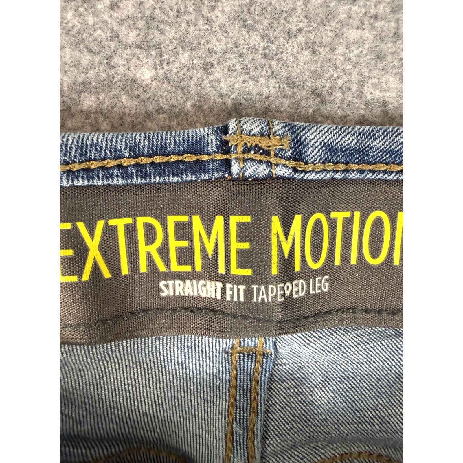 Lee Lee Extreme Motion MVP Jeans Mens 38x32 Blue Denim Straight Fit Tapered Leg Stretch Jeans Mens Regular Waist 37in Blue Denim Size US 38 / EU 54 - 6 Thumbnail