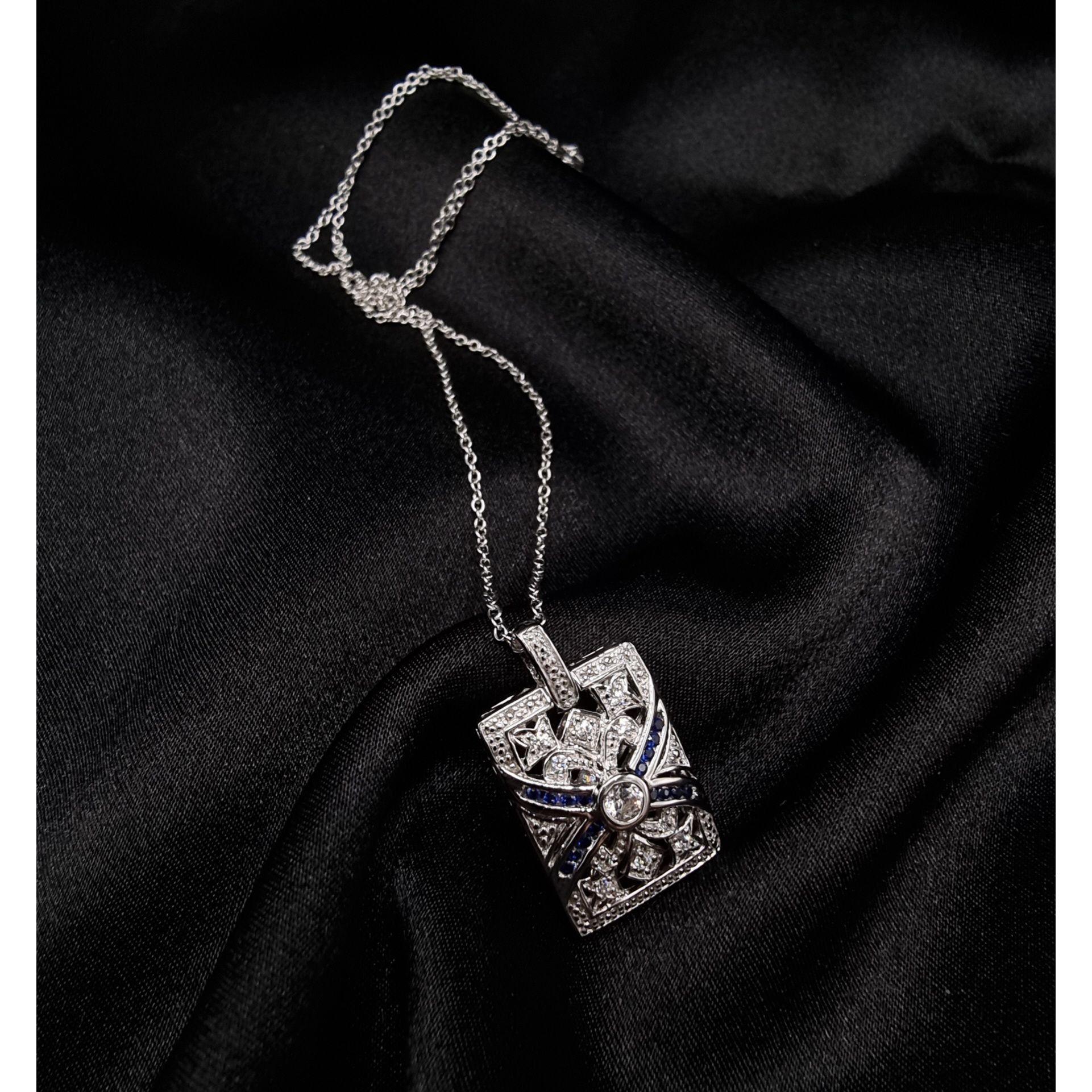 Vintage K Signed 925 Sterling Silver Pendant Necklace With CZ & Blue Size ONE SIZE - 2 Thumbnail